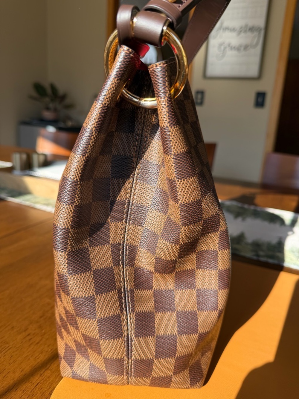 Louis Vuitton Brown Damier Shoulder Bag with Red Interior - Picture 2 of 10